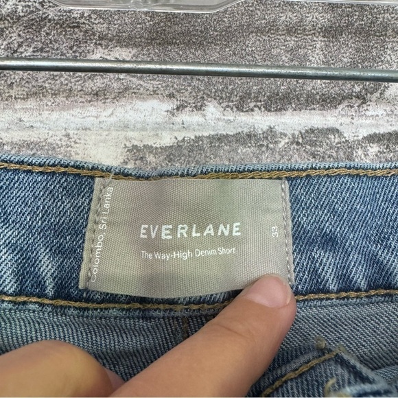 EVERLANE The Way High Denim Short Jean medium wash - Picture 4 of 10